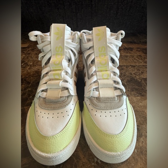 Adidas. Wmns Drop Step XL \'White Almost Lime\'. Size 5.5.